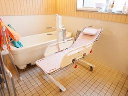 バリアフリー浴室設備