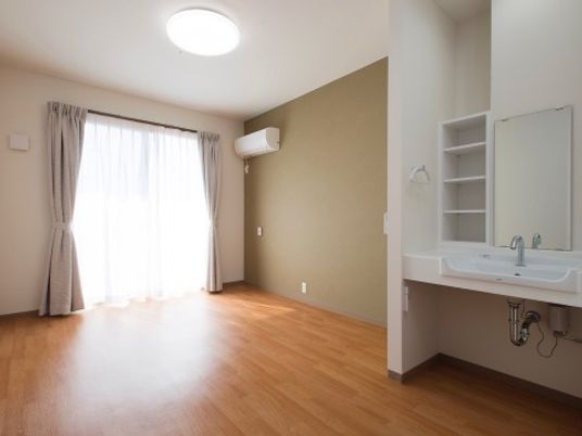 明るい空間の居室