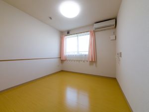 空間広々とした洋室