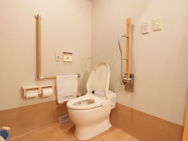 バリアフリーなトイレ設備