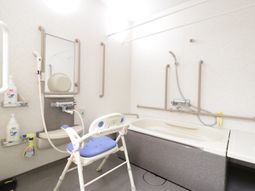 バリアフリー浴室設備