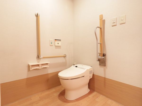 バリアフリーのトイレ設備