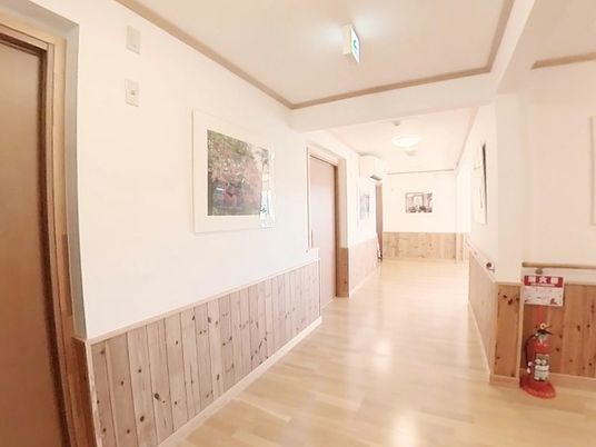 明るい洗面トイレ付き