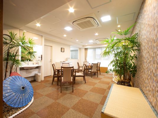 明るい和室のコーナー