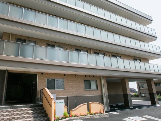 清潔感のある建物の外観