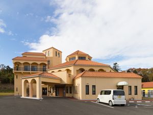  暖かみのある建物の外観  