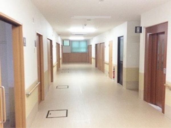 清潔な廊下の風景