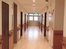 清潔感のある廊下