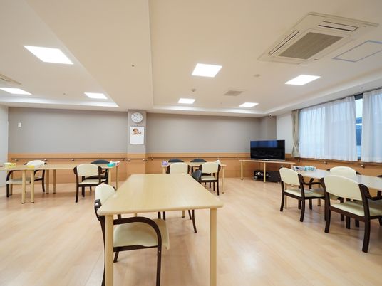 広々とした快適なダイニング