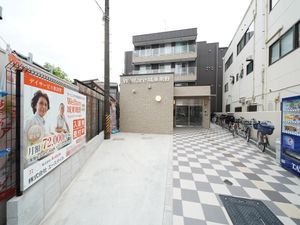 エントランスの外観