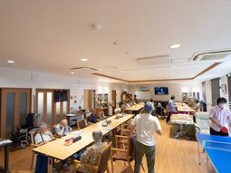 明るい共用スペース