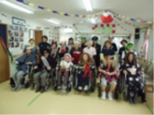 笑顔の集合、多目的室