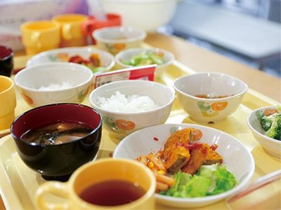 栄養バランスの取れた食事