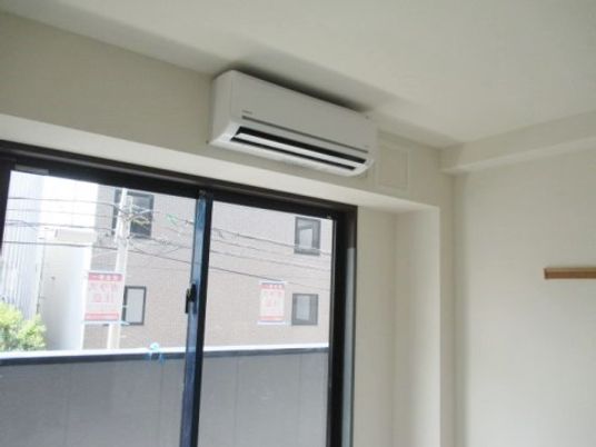 エアコンが付いた部屋