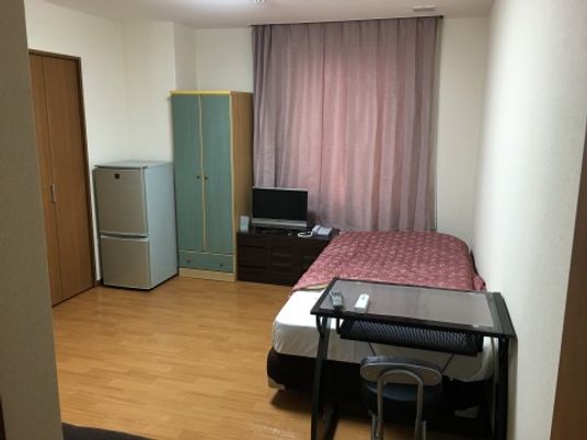整った居室の一角