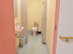 清潔感あるトイレ空間
