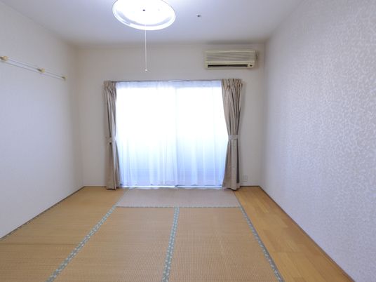 清潔で明るい居室