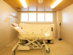 清潔な浴室設備