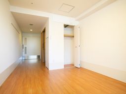 空間広がる居室内部