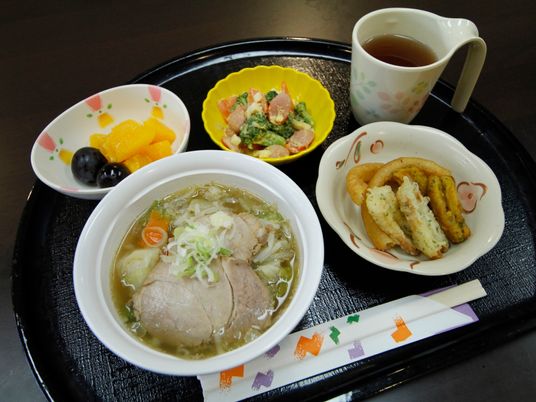 栄養バランスの取れた食事