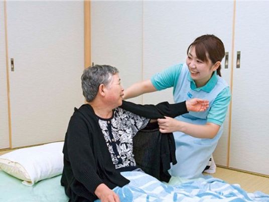 スタッフと利用者の和室