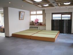 和室スタイルの共有スペース
