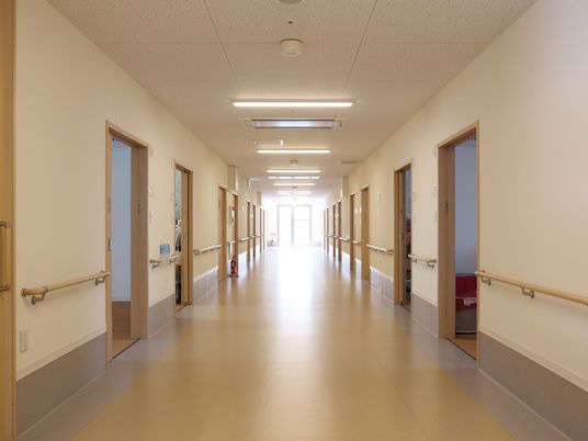 清潔な廊下の風景