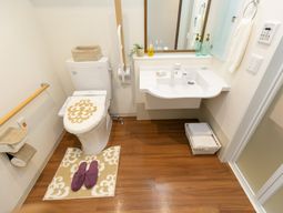 清潔感のある洗面トイレ空間
