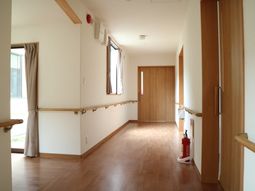 清潔な廊下の様子