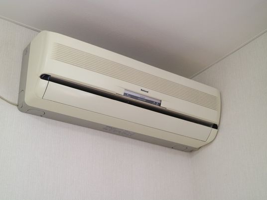 エアコン設置された部屋