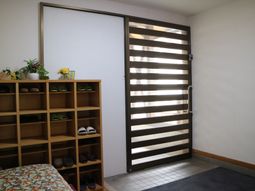 居室の入口と靴箱