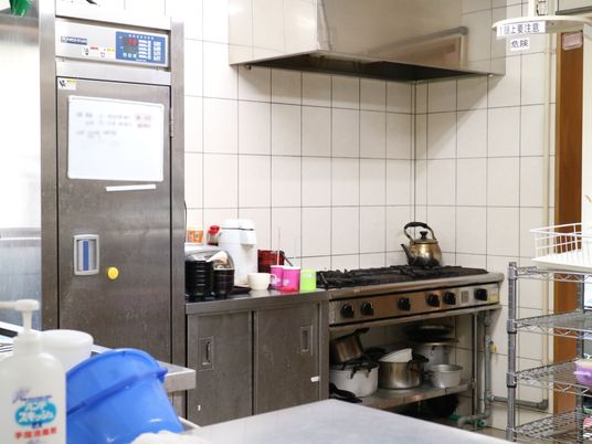 清潔なキッチンの一角