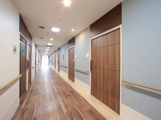清潔な廊下の風景