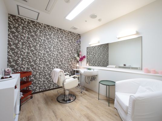 モダンな理美容室