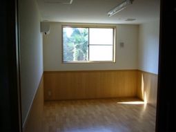 明るい空間の居室