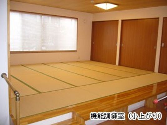 畳敷きの訓練室  