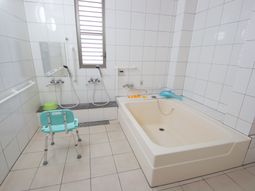 清潔な浴室施設