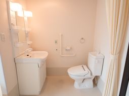 清潔感のあるトイレ空間