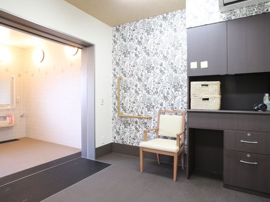 清潔感のある浴室入口