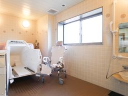 清潔な浴室設備