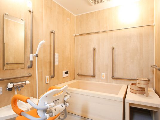 バリアフリー浴室設備