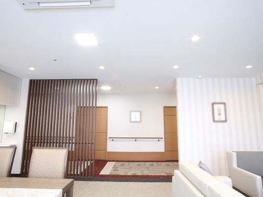 清潔感溢れる待合室