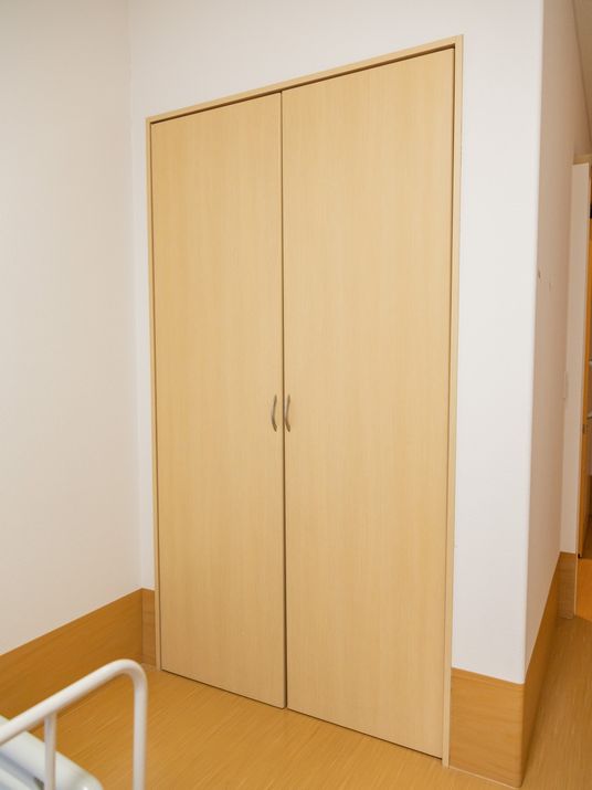 木製のクローゼット