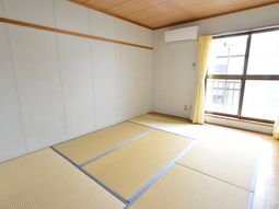 清潔な和室の居室