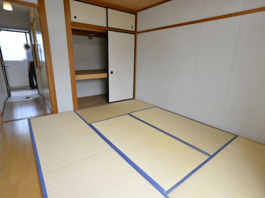 清潔な和室の居室
