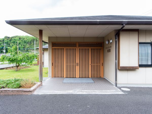 和風デザインのエントランス