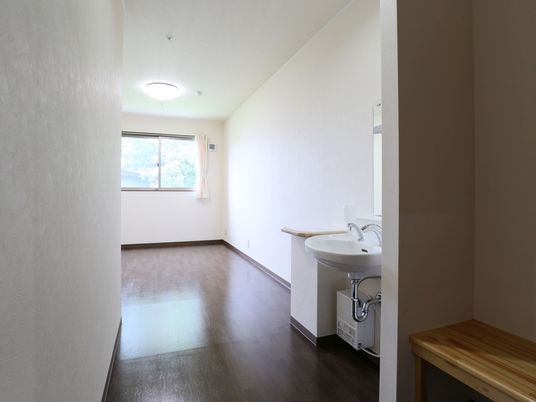 清潔な居室の風景