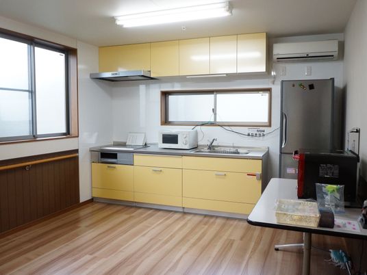 キッチンの明るい部屋
