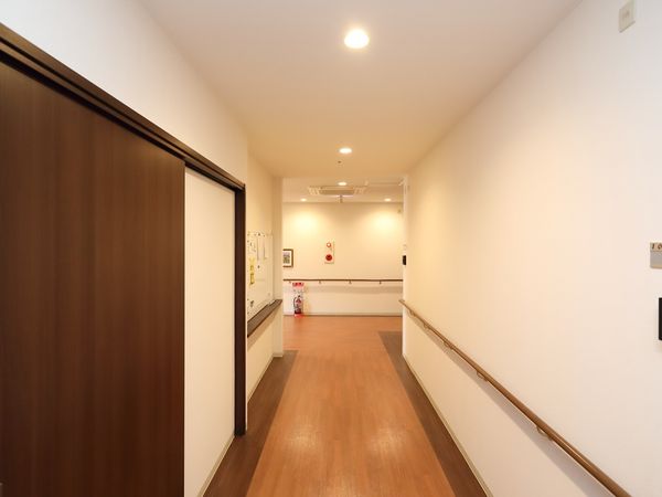 清潔な廊下の風景