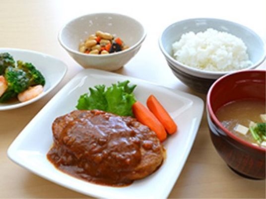 栄養バランスの取れた食事